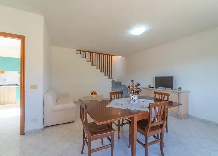 Appartement With Garden Olbia