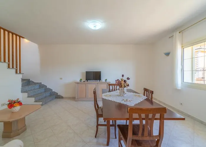 With Garden Appartement