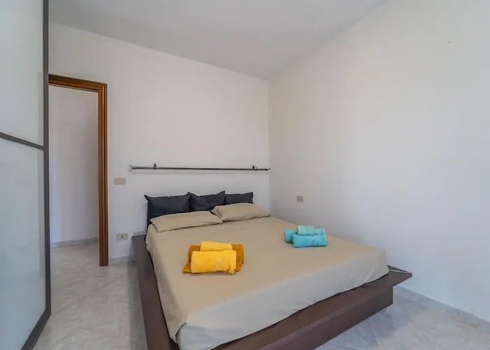 With Garden Appartement