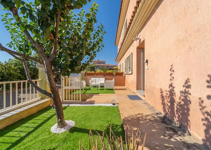 Appartement With Garden Olbia