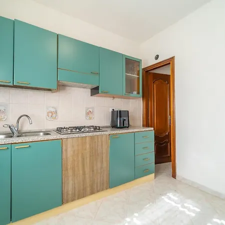 Apartment With Garden *