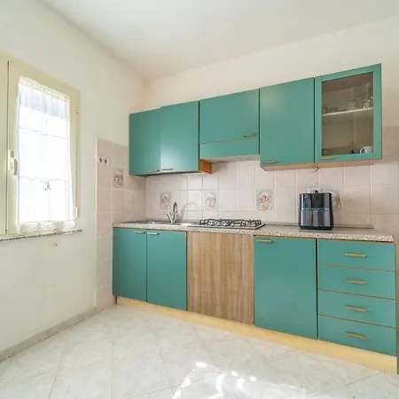 With Garden Apartment *