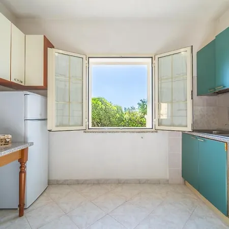 Apartment With Garden *